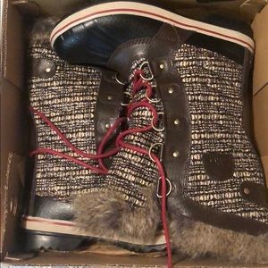 Sorel women’s Tofino II waterproof snow boots